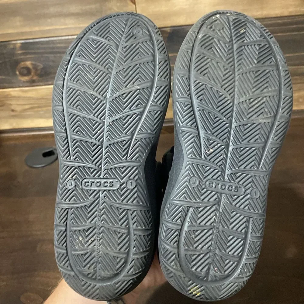 Crocs Swiftwater Jr Black Sandals Size 1